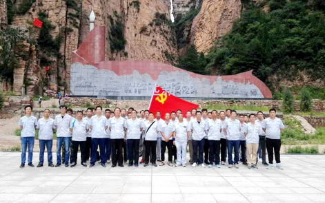 踏寻先辈足迹，弘扬革命精神 ——公司党支部组织党员参加“七一”建党节专题活动